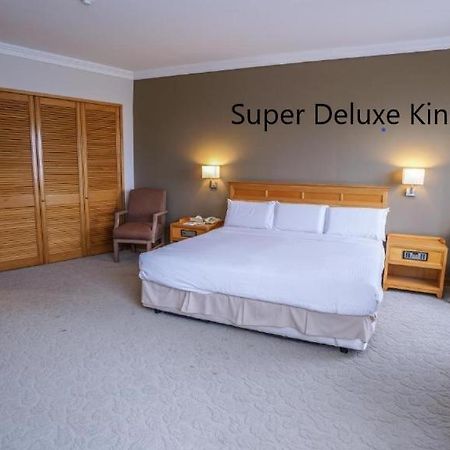 Kingwood Hotel Kuching Kültér fotó