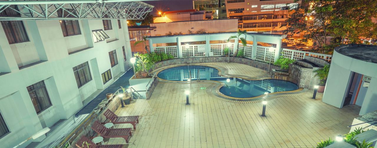 Kingwood Hotel Kuching Kültér fotó